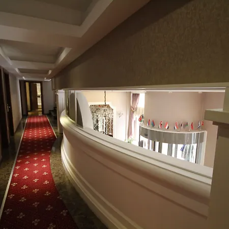 Hotel Grand Washington