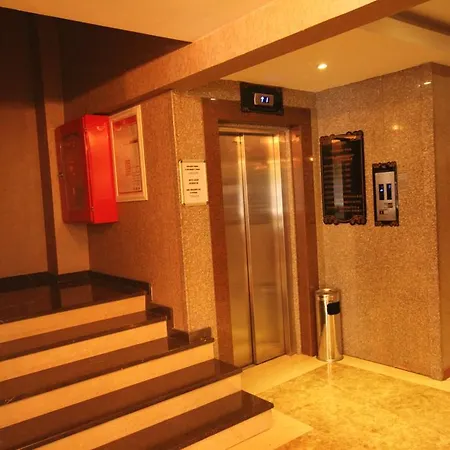 ホテル グランド ワシントン イスタンブール