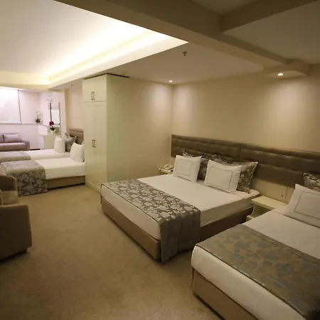 Ξενοδοχείο Grand Washington 4*