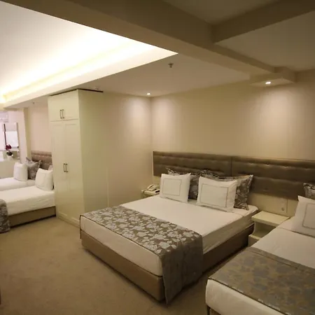 Ξενοδοχείο Grand Washington 4*